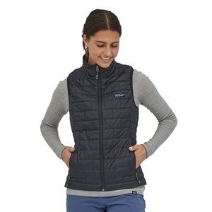 Women’s Patagonia black nano puff vest